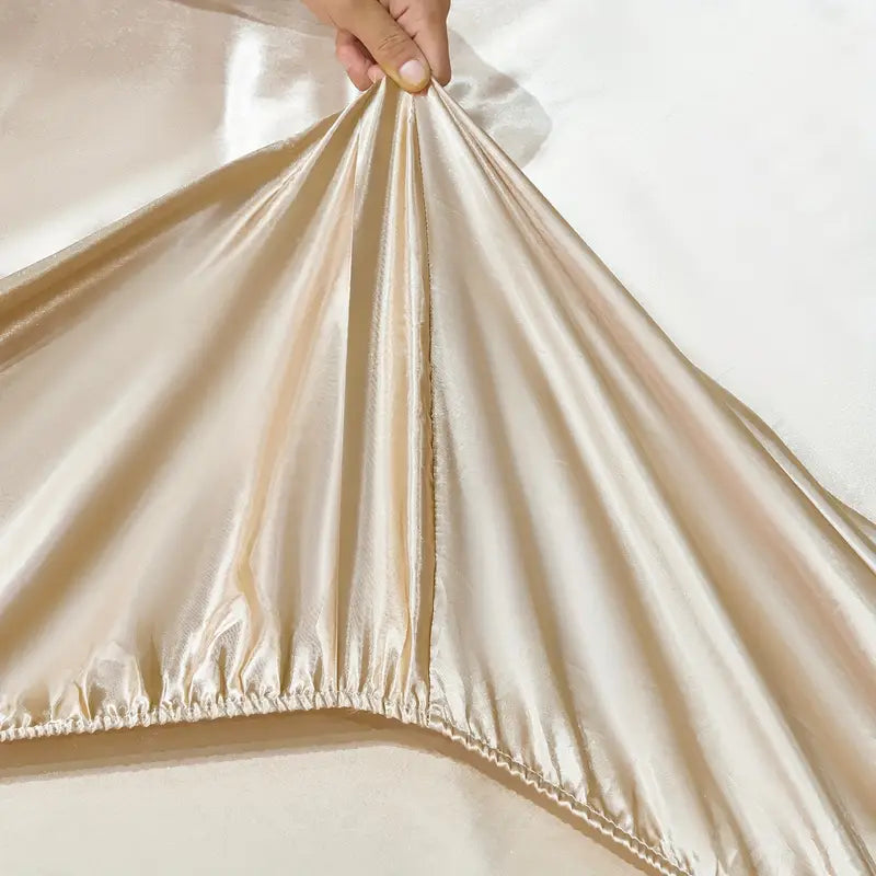 [Leve 2 Pague 1] Roupa de Cama Milão em Tecido Nobre (Design Exclusivo e Conforto Incomparável!) +3 BRINDES: 2 Capas de Travesseiro e Edredom